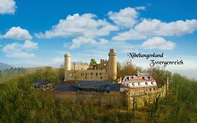 Schloss Auerbach Grosse Ferienwohnung